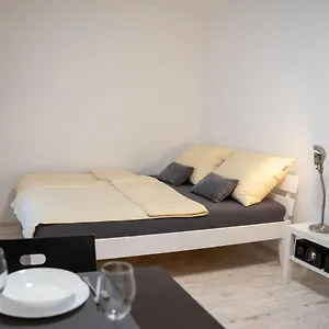 Krenova 1+kk Apartmán Brno